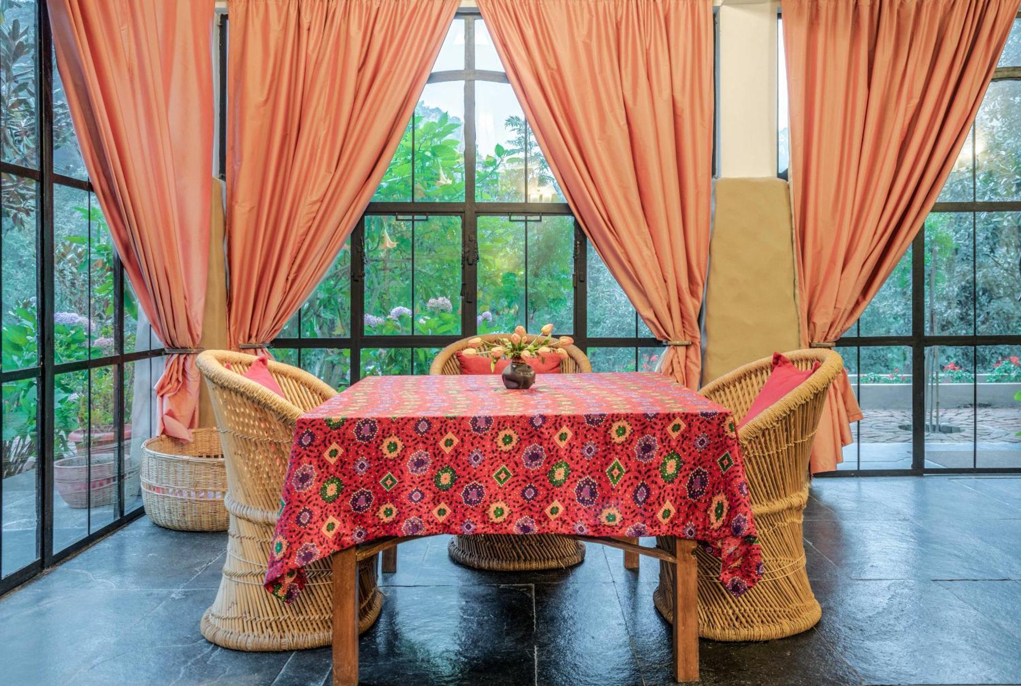 Casa Bhimtal Villa Bagian luar foto